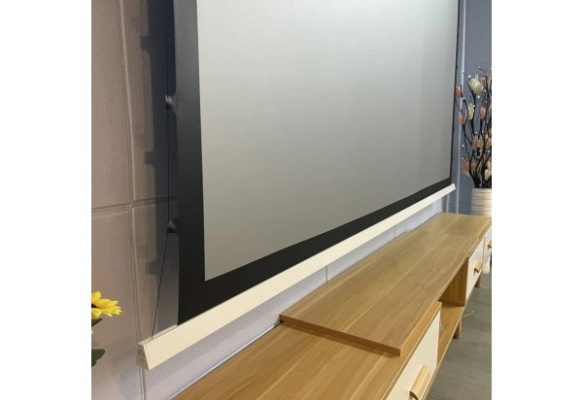 Màn chiếu phim Tab Tension tăng tương phản giá tốt nhất HCM tại Gôn Store